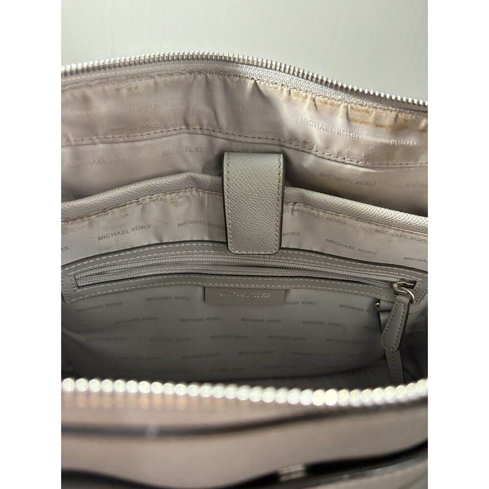 Michael Kors Purse Maddie Tote Shoulder Bag Gray Leather Silver Logo Charm - Picture 7 of 12